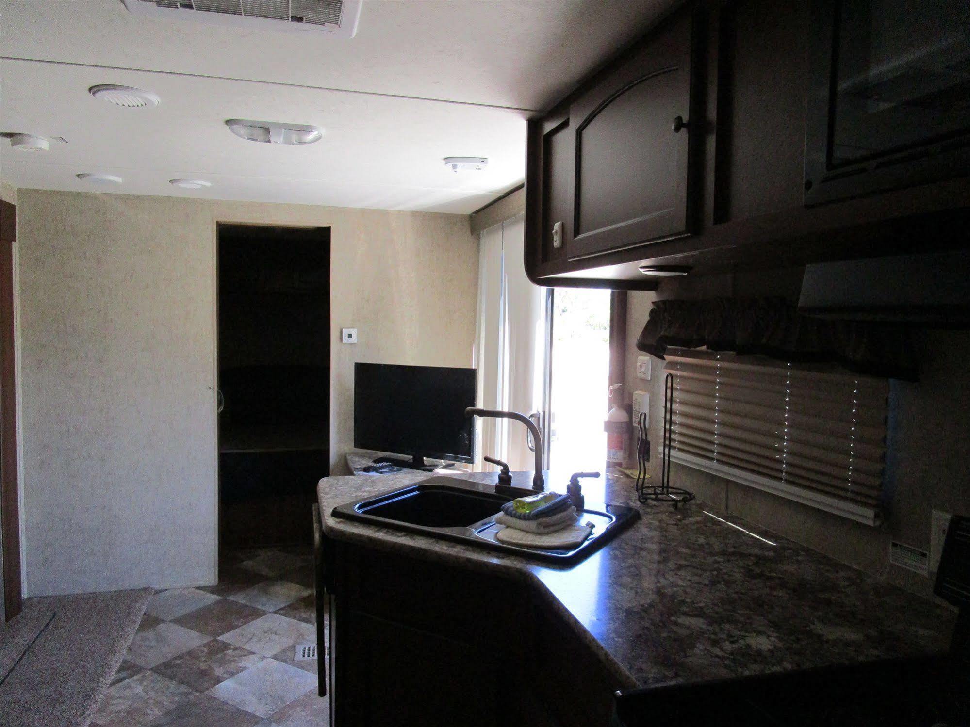 Fiesta Key Rv Resort Premium Room 1 Layton Extérieur photo